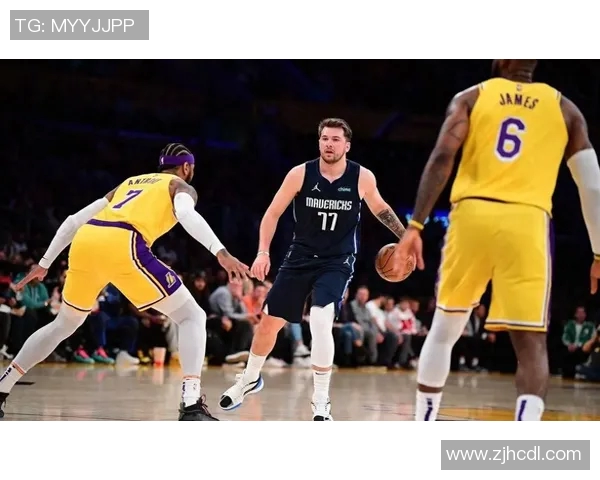 湖人胜灰熊!东契奇42分,里弗斯+3配角齐贡献,艾顿不适海斯奇兵 湖人胜灰熊!东契奇42分,里弗斯+3配角齐贡献,艾顿不适海斯奇兵